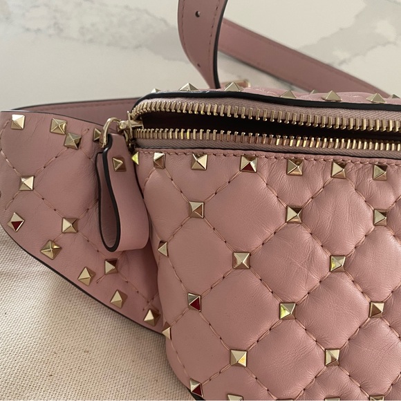 VALENTINO ROCKSTUD BELT BAG - Picture 3 of 9
